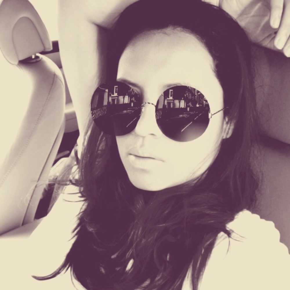 Meet your Posher, Ana